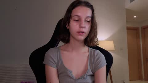 Snapshot of vanessabayer chatting on December 2024 09:44:01 PM vanessa online show from December 2024 09:44:01 PM