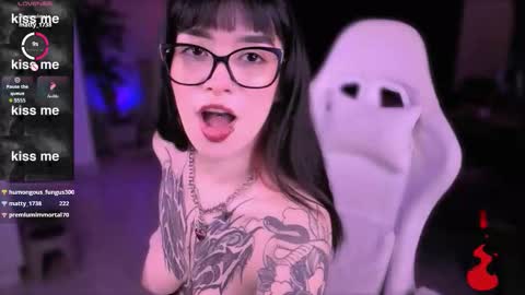 Snapshot of vanessablackrose chatting on March 2026 04:18:01 AM Vanessa online show from March 2026 04:18:01 AM