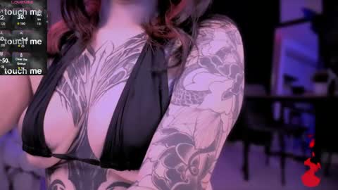 Snapshot of vanessablackrose chatting on March 2026 01:49:03 AM Vanessa online show from March 2026 01:49:03 AM