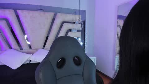 Snapshot of vanessaduval chatting on November 2025 04:12:02 AM vanessaduval online show from November 2025 04:12:02 AM