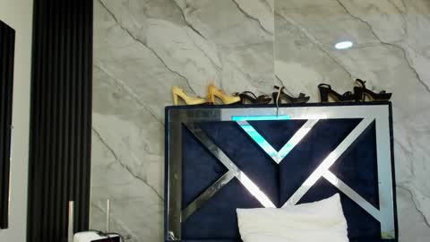 Vanessa Hard online show from January 2026 07:37:02 PM