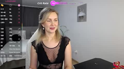 Vanessa  online show from November 2025 12:48:01 PM