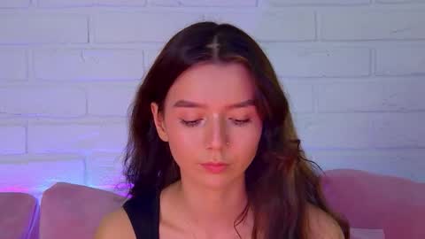 Snapshot of vanessavienne chatting on March 2026 04:24:01 PM VanessaVienne online show from March 2026 04:24:01 PM