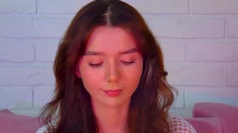 Snapshot of vanessavienne chatting on March 2026 04:29:02 PM VanessaVienne online show from March 2026 04:29:02 PM