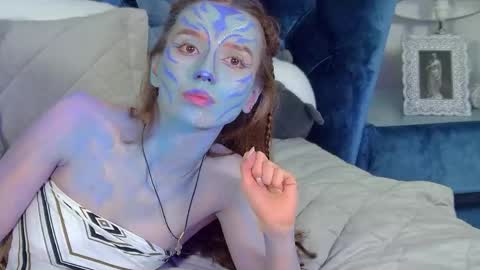 Snapshot of vanessavienne chatting on April 2026 01:42:02 AM VanessaVienne online show from April 2026 01:42:02 AM