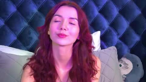 Snapshot of vanessavienne chatting on May 2026 04:14:02 PM VanessaVienne online show from May 2026 04:14:02 PM