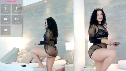 Snapshot of vanika_ray chatting on July 2026 11:35:01 AM vanika_ray online show from July 2026 11:35:01 AM