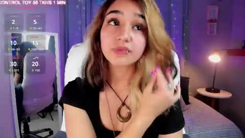 Snapshot of vanillafairy_ chatting on July 2026 09:06:02 PM vanillafairy_ online show from July 2026 09:06:02 PM