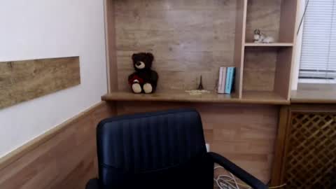 Snapshot of vanillaloveli chatting on June 2026 06:40:01 PM vanillaloveli online show from June 2026 06:40:01 PM