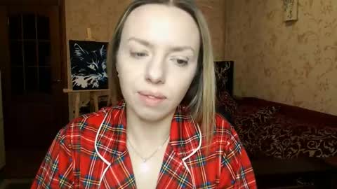 VanillaMuffin online show from February 2025 07:02:01 AM