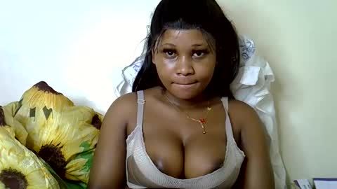 Snapshot of vanillavenus chatting on September 2025 03:40:01 AM vanillavenus online show from September 2025 03:40:01 AM