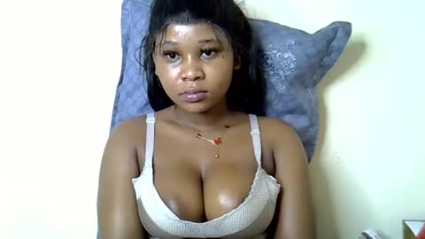 Snapshot of vanillavenus chatting on September 2025 11:42:02 PM vanillavenus online show from September 2025 11:42:02 PM