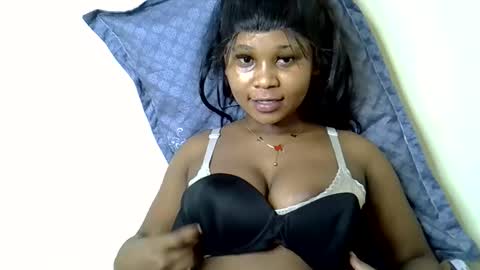 Snapshot of vanillavenus chatting on September 2025 01:05:01 PM vanillavenus online show from September 2025 01:05:01 PM