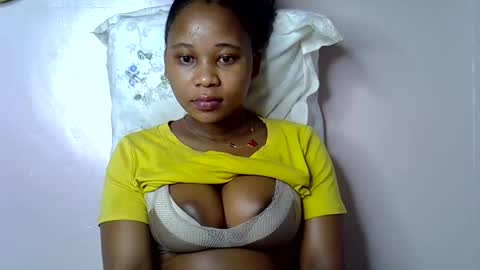 Snapshot of vanillavenus chatting on October 2025 10:45:02 PM vanillavenus online show from October 2025 10:45:02 PM