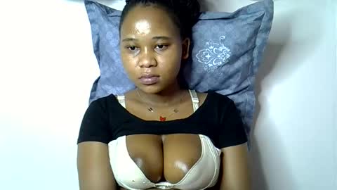 Snapshot of vanillavenus chatting on October 2025 10:44:02 PM vanillavenus online show from October 2025 10:44:02 PM