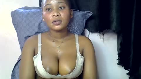 Snapshot of vanillavenus chatting on November 2025 11:21:02 AM vanillavenus online show from November 2025 11:21:02 AM