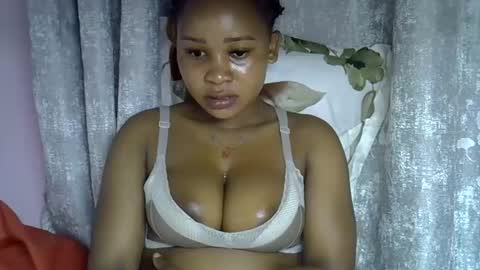 Snapshot of vanillavenus chatting on March 2026 09:18:02 PM vanillavenus online show from March 2026 09:18:02 PM