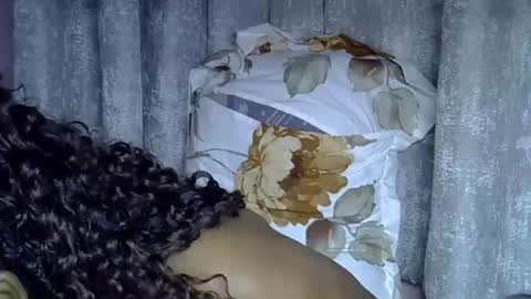 Snapshot of vanillavenus chatting on March 2026 12:14:02 AM vanillavenus online show from March 2026 12:14:02 AM