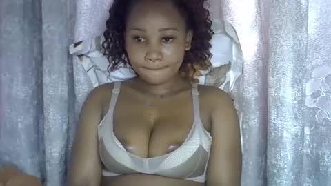 Snapshot of vanillavenus chatting on March 2026 11:04:01 AM vanillavenus online show from March 2026 11:04:01 AM