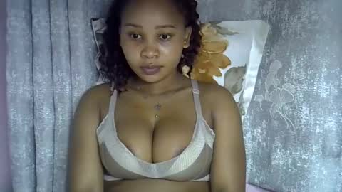 Snapshot of vanillavenus chatting on March 2026 03:17:01 PM vanillavenus online show from March 2026 03:17:01 PM