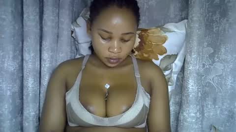 Snapshot of vanillavenus chatting on April 2026 10:56:02 PM vanillavenus online show from April 2026 10:56:02 PM