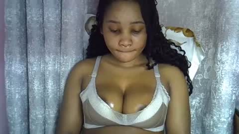 vanillavenus online show from July 2026 12:56:02 PM