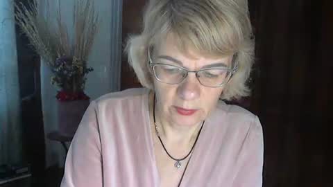 Vanillaxcreamy online show from January 2025 09:39:01 AM
