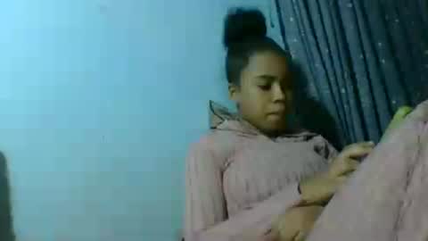 Snapshot of vanille6006 chatting on June 2026 05:37:01 PM vanille6006 online show from June 2026 05:37:01 PM