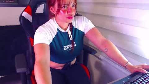 Vanesa online show from April 2026 01:05:02 AM