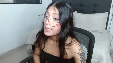 vane online show from November 2025 08:21:01 PM