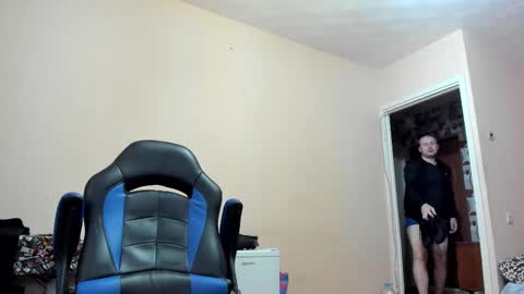 Snapshot of vano_822 chatting on November 2025 07:18:01 AM vano_822 online show from November 2025 07:18:01 AM