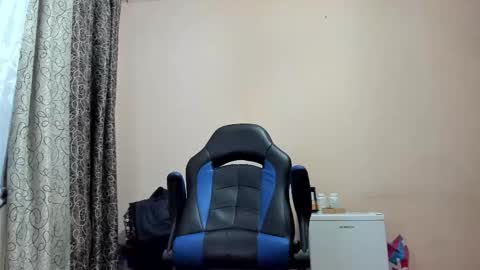 Snapshot of vano_822 chatting on February 2026 09:35:02 PM vano_822 online show from February 2026 09:35:02 PM