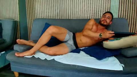 Vans Ross online show from February 2026 07:29:01 PM