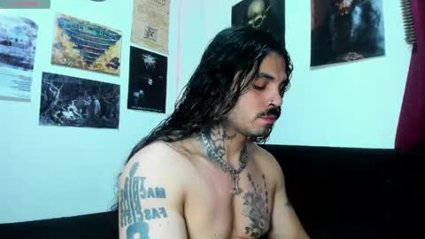 Snapshot of vanvelckan_ chatting on April 2026 05:54:01 AM vanvelckan_ online show from April 2026 05:54:01 AM