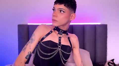  Varya Ferreira - independent model  online show from September 2025 11:59:01 PM