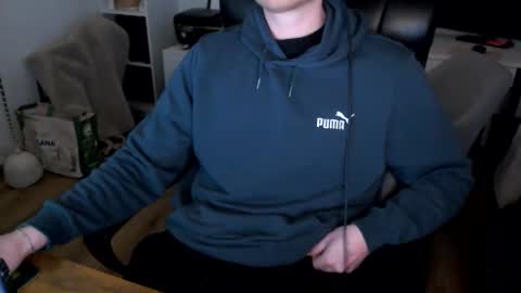 Snapshot of vaslo08 chatting on April 2026 03:54:01 PM Vaslo online show from April 2026 03:54:01 PM