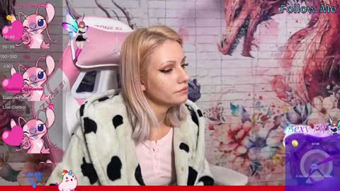 Vasya Sylvia online show from December 2024 04:25:01 PM