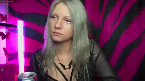 Snapshot of vasya_sylvia chatting on June 2026 04:04:02 AM Vasya Sylvia online show from June 2026 04:04:02 AM