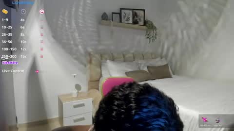 Hi Im Vayolet online show from May 2026 08:36:02 PM