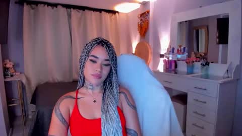 Snapshot of vayolett_bass chatting on March 2026 07:22:02 AM Vayolett Bass online show from March 2026 07:22:02 AM