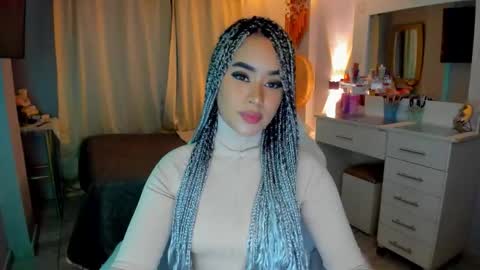 Snapshot of vayolett_bass chatting on March 2026 05:51:01 AM Vayolett Bass online show from March 2026 05:51:01 AM