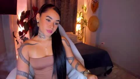 Snapshot of vayolett_bass chatting on July 2026 05:32:02 AM Vayolett Bass online show from July 2026 05:32:02 AM