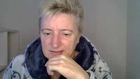 vea_motty online show from November 2025 08:25:02 AM