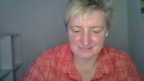 vea_motty online show from December 2025 11:37:02 AM