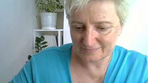 vea_motty online show from June 2026 10:20:01 AM