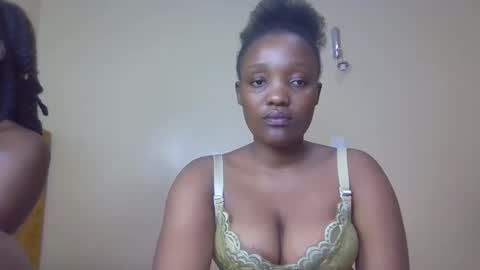 Snapshot of vee_bby chatting on May 2026 06:13:01 PM VELMA online show from May 2026 06:13:01 PM