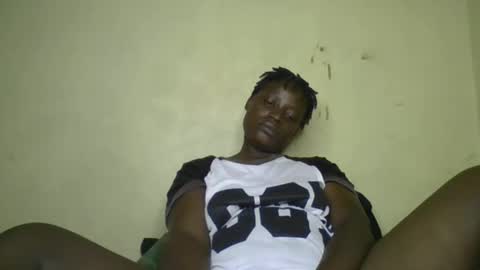 Snapshot of vee_tommy chatting on January 2025 05:41:01 PM Vee tommy online show from January 2025 05:41:01 PM