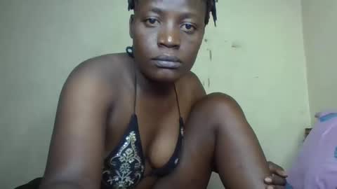 Snapshot of vee_tommy chatting on January 2025 06:02:01 PM Vee tommy online show from January 2025 06:02:01 PM