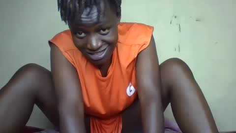 Snapshot of vee_tommy chatting on January 2025 11:22:01 AM Vee tommy online show from January 2025 11:22:01 AM