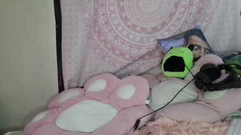 Veronica Lehane online show from January 2025 03:19:01 PM